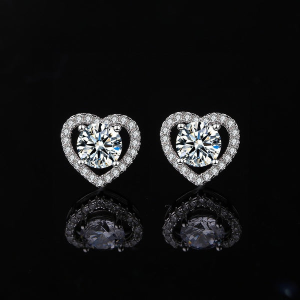 Heart Stud Earings in Silver with Moissanite